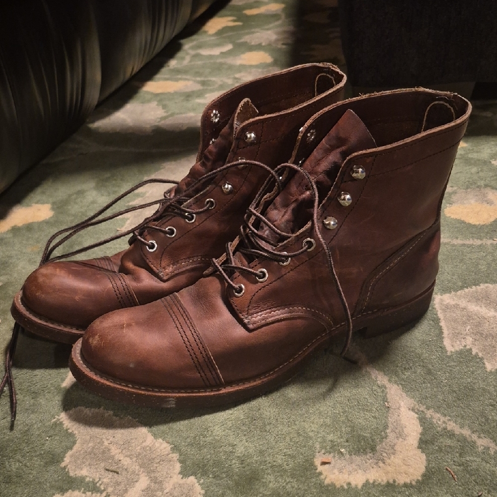 Red Wing Shoes Dark Brown Leather Boots - Picture 14 of 15